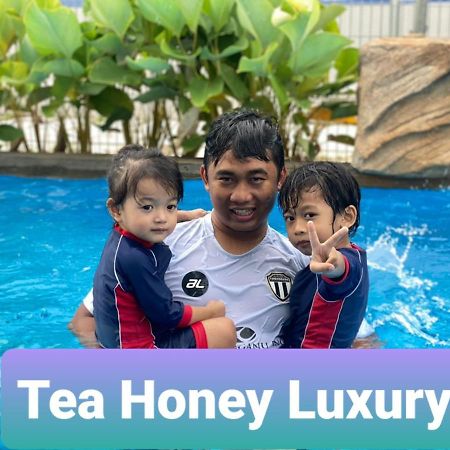 Tea Honey Luxury Villa Malacca Exterior photo